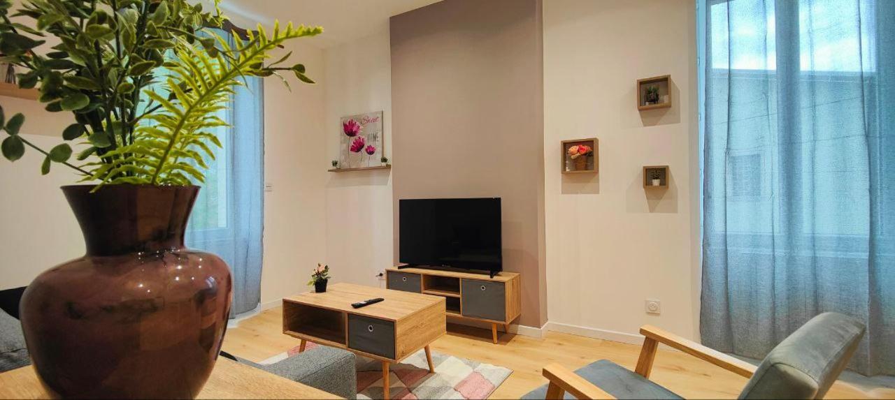 Appartements A Theme クレルモン・フェラン エクステリア 写真